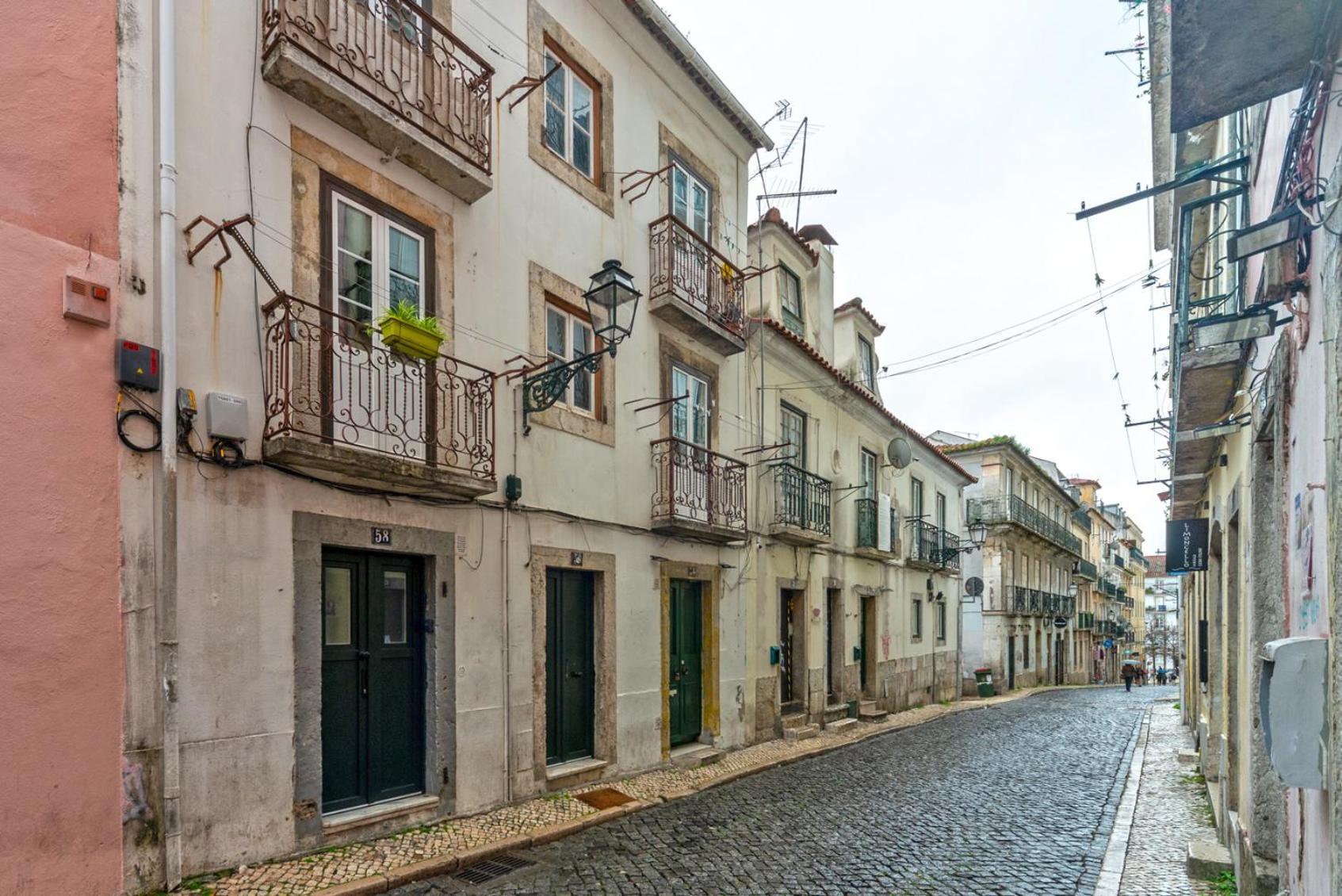 Apartamento In Bairro Alto 3 - Charm